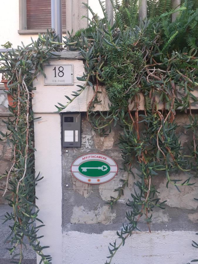 Bressa De Ma Affittacamere, Room & Breakfast Pietra Ligure Exterior photo