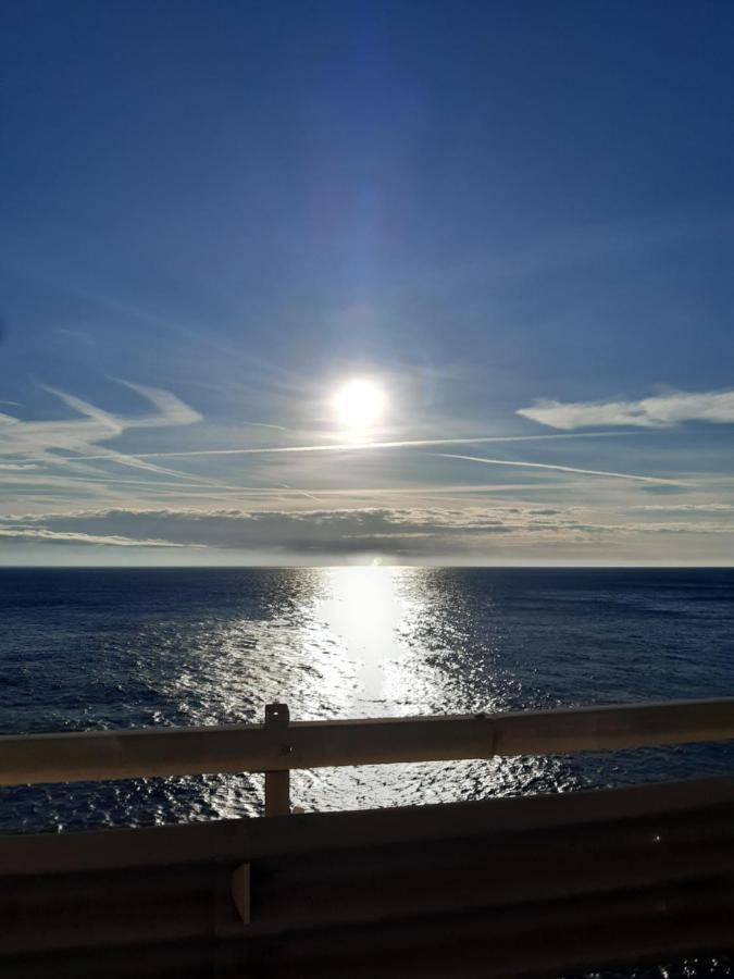 Bressa De Ma Affittacamere, Room & Breakfast Pietra Ligure Exterior photo