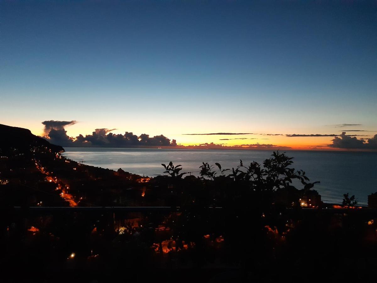 Bressa De Ma Affittacamere, Room & Breakfast Pietra Ligure Exterior photo