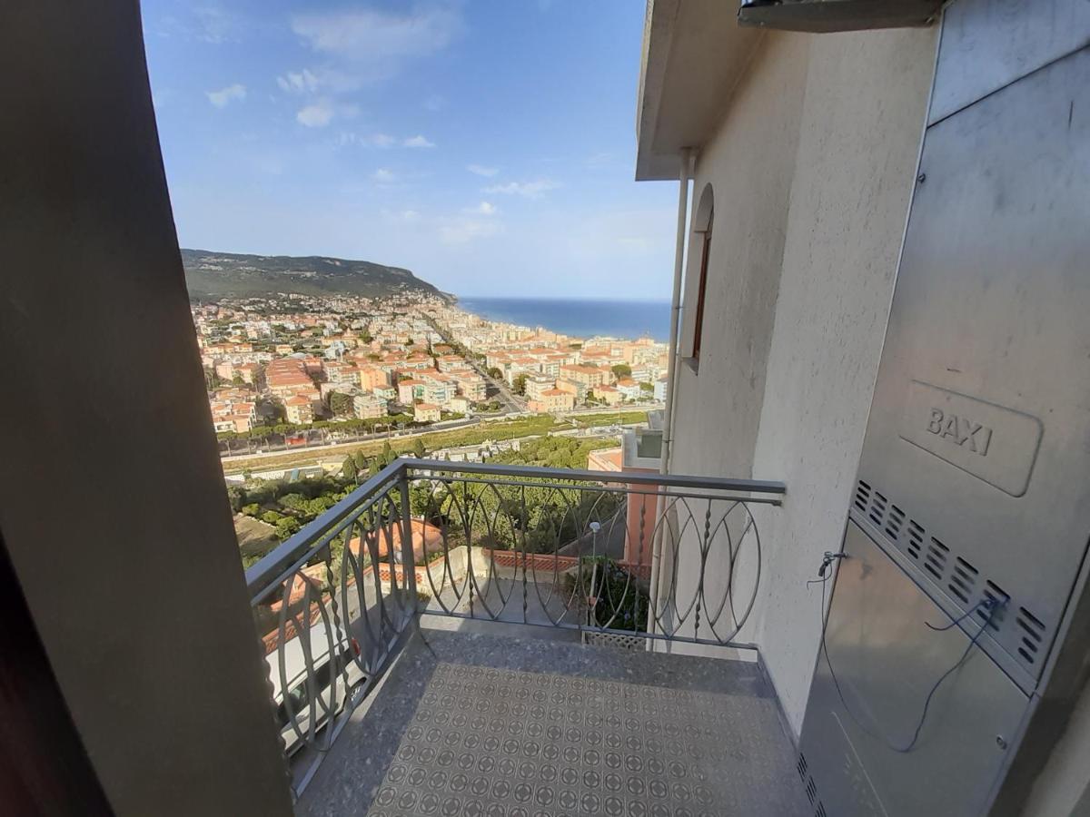 Bressa De Ma Affittacamere, Room & Breakfast Pietra Ligure Exterior photo
